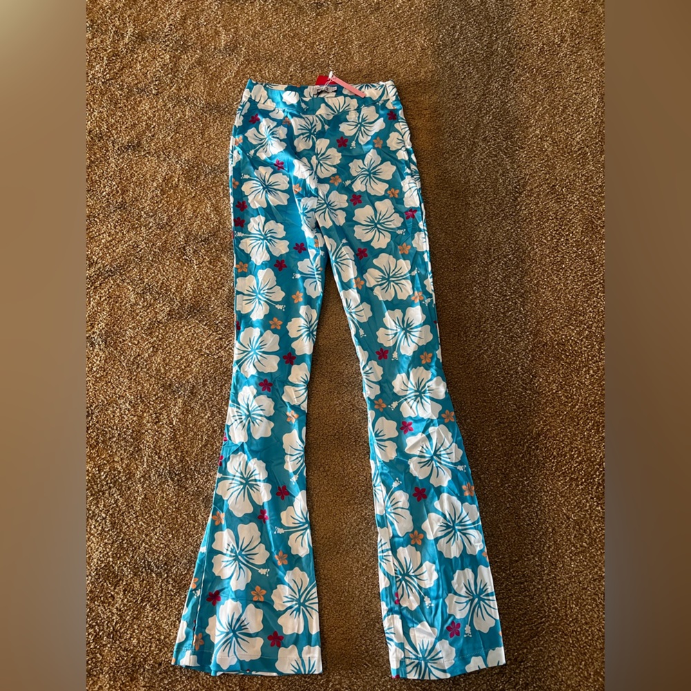 Beginning Boutique Silk Flower Print Pants